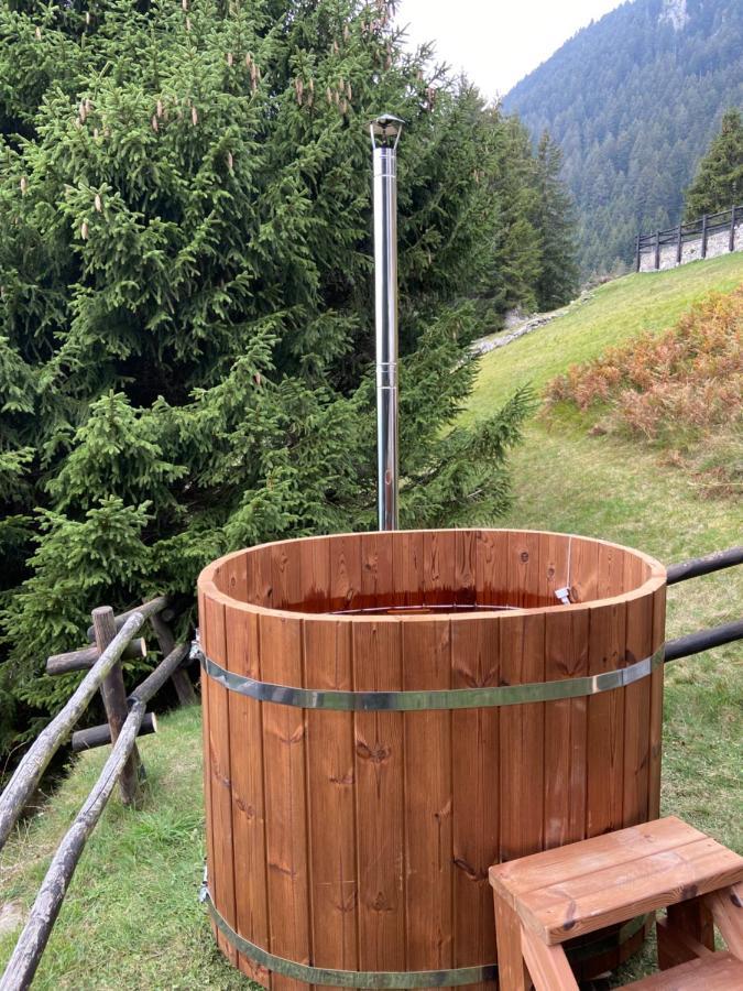 Do-Minus Boutique Home & Private Spa Ca Pedrot Mountain Cottage Monte Carasso Exterior photo