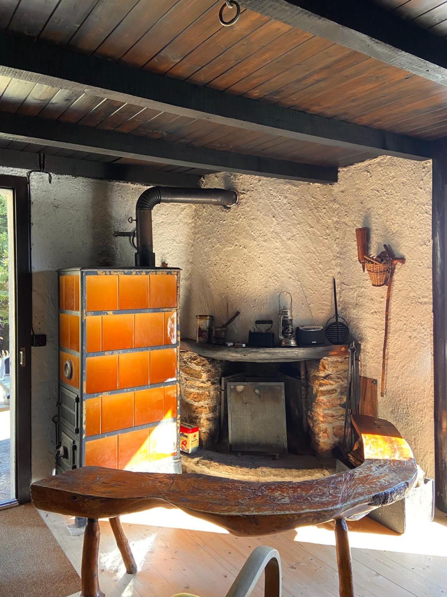 Do-Minus Boutique Home & Private Spa Ca Pedrot Mountain Cottage Monte Carasso Exterior photo